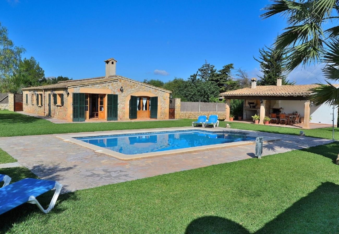 Domaine à Pollensa / Pollença - Can Roig Gran 041 magnifique finca avec piscine privée, grand espace barbecue et WiFi