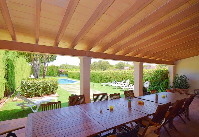 Maison à Llubi - Tofollubí 152 villa fantastique avec piscine privée, grand espace extérieur, climatisation et espace barbecue 
