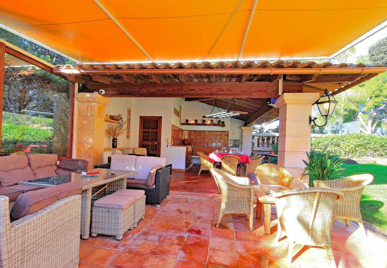 Maison à Costa de los Pinos - Can Tomeu Villa majorquine en pierre avec une charmante piscine 232