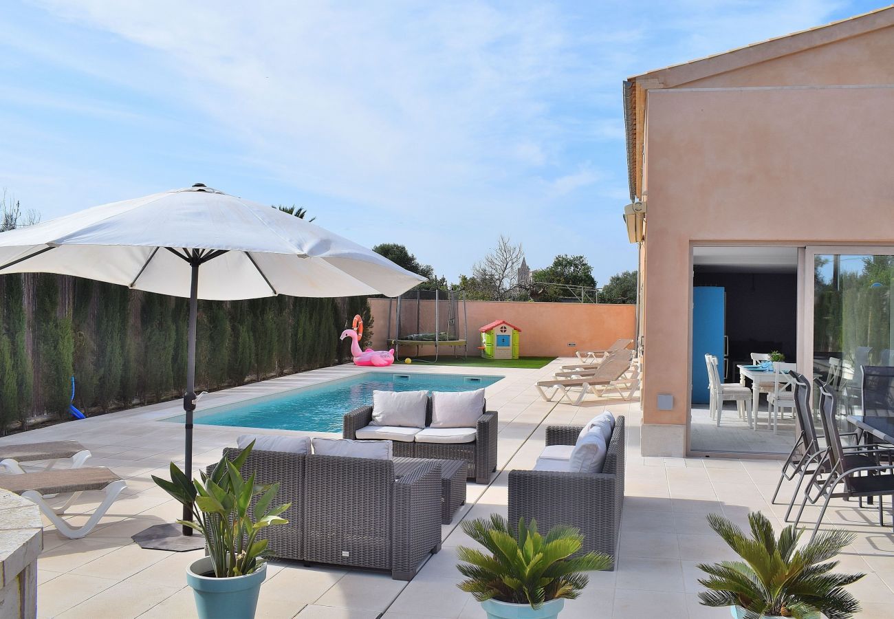Villa à Sineu - Ca Na Rossa 009 fantastique villa avec piscine privée, barbecue, espace enfants et air conditionné