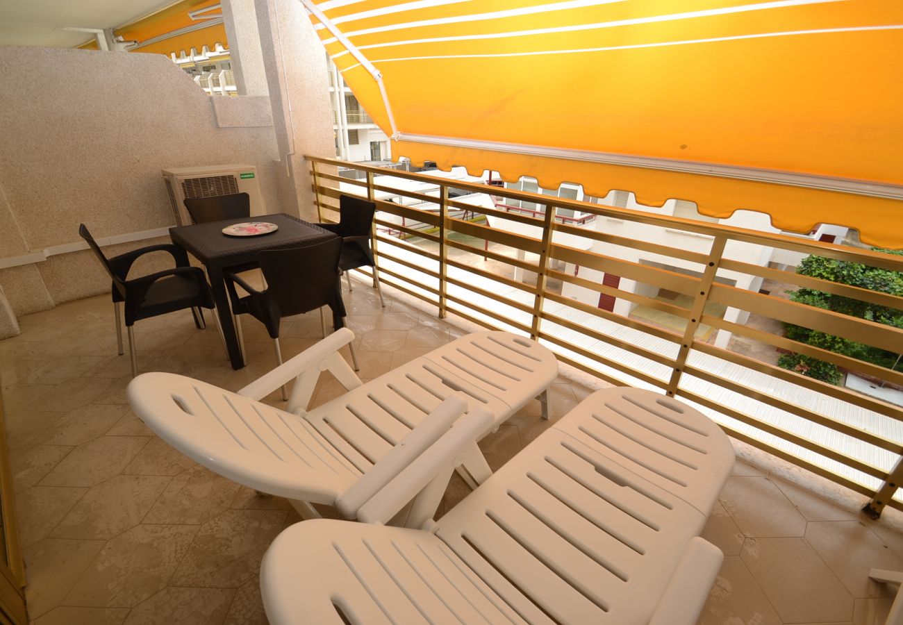 Appartement à Salou - Novelty 5:Face plage Salou-Piscines-Wifi,Clim,Linge,Satellite gratuit