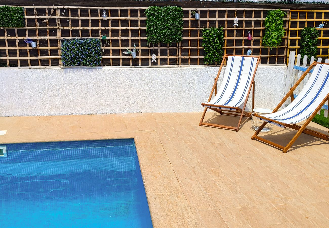 Villa à Calafell - R127 Maison moderne avel la piscine et la climatisation
