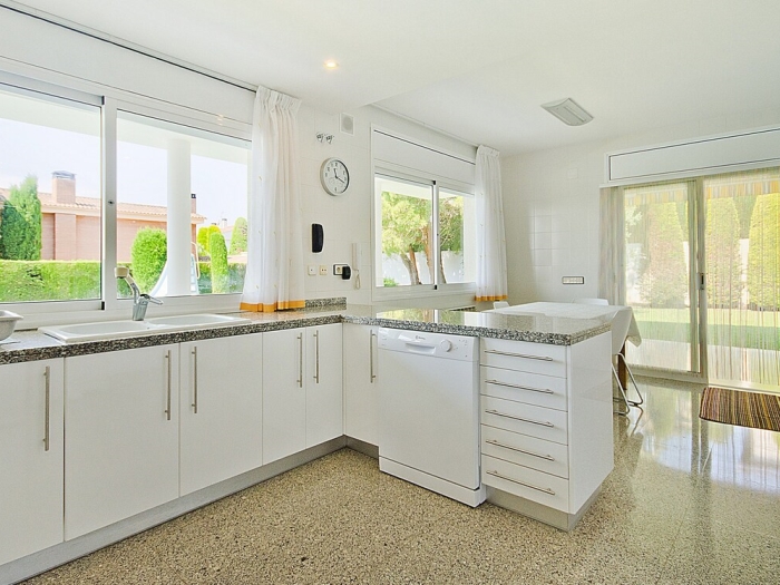 image R11 Villa Blanca Calafell 11