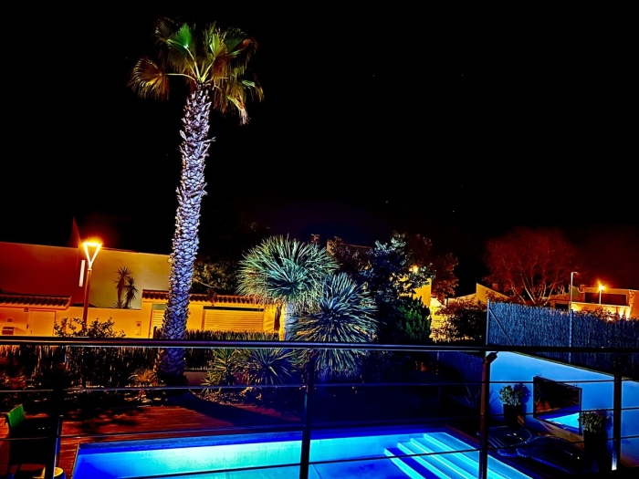image R64 Luxury Villa Déjà View 950m from the Beach 37