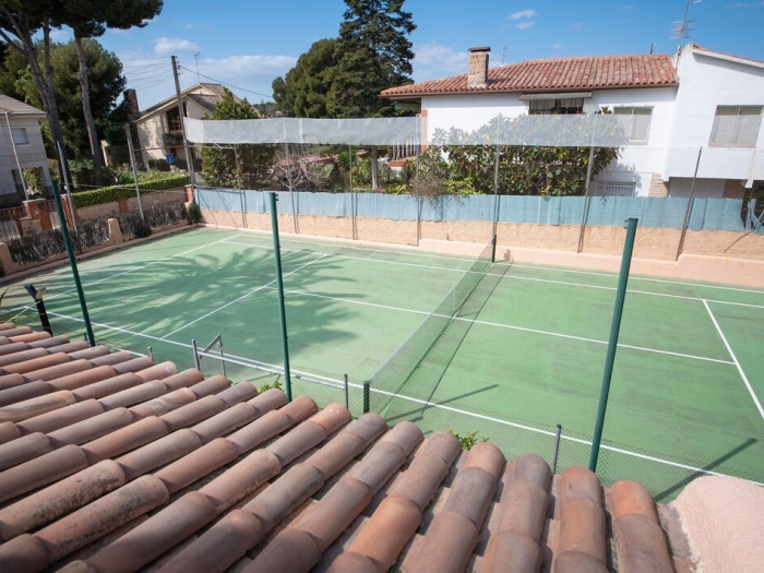 image R84 Villa con Piscina y pista de Tenis 18