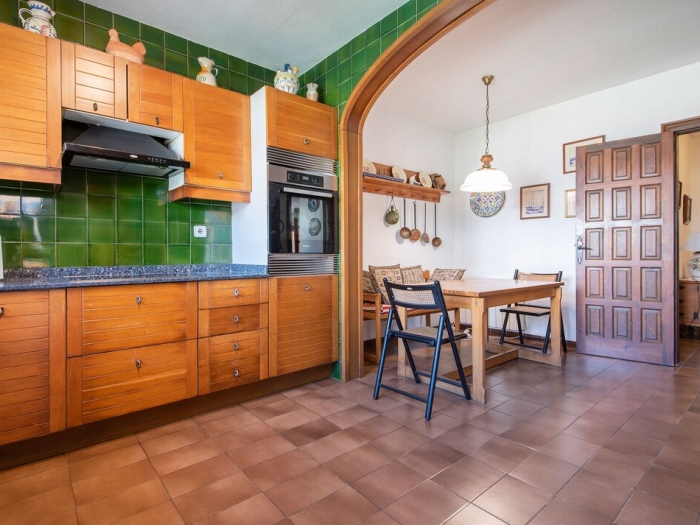 image R84 Villa con Piscina y pista de Tenis 22