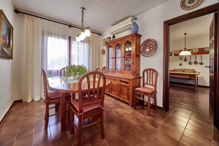 image R84 Villa con Piscina y pista de Tenis 30