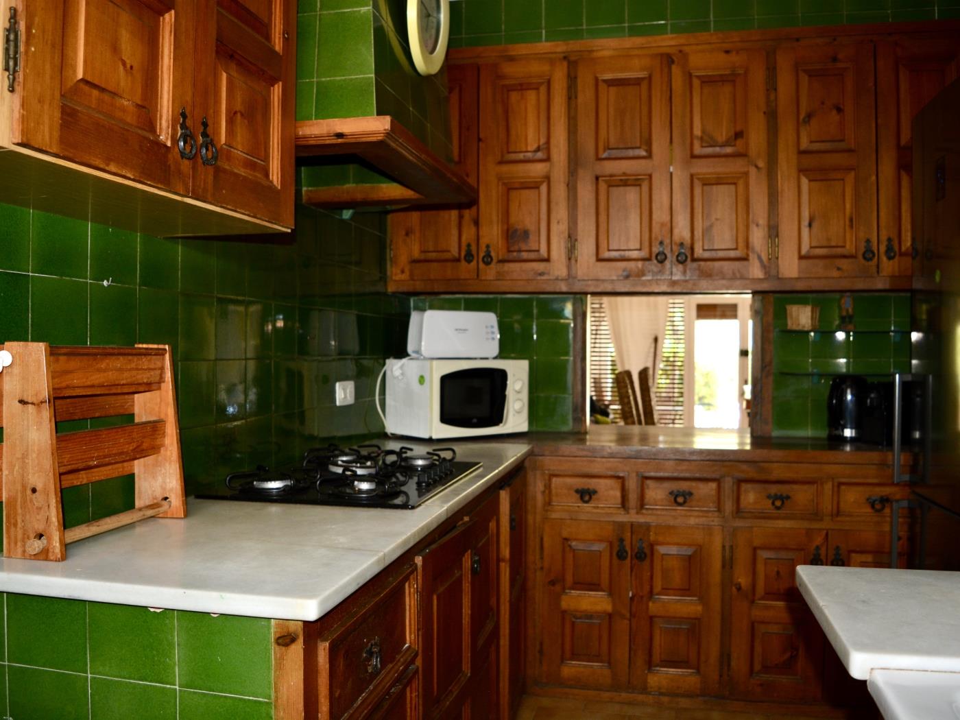 image R97 Exclusiva casa adosada en venta delante de la piscina en Alorda Park 10