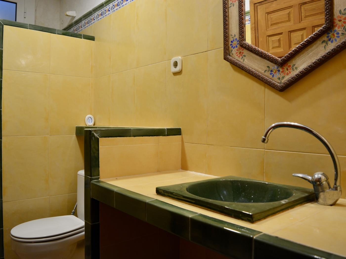 image R97 Exclusiva casa adosada en venta delante de la piscina en Alorda Park 41