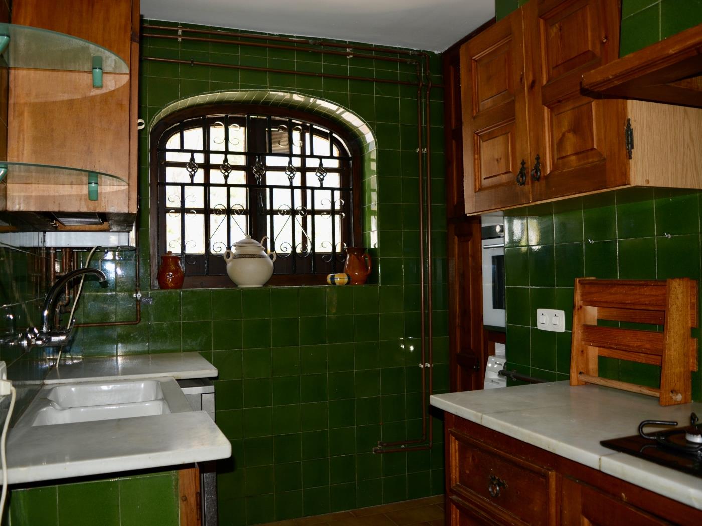 image R97 Exclusiva casa adosada en venta delante de la piscina en Alorda Park 7