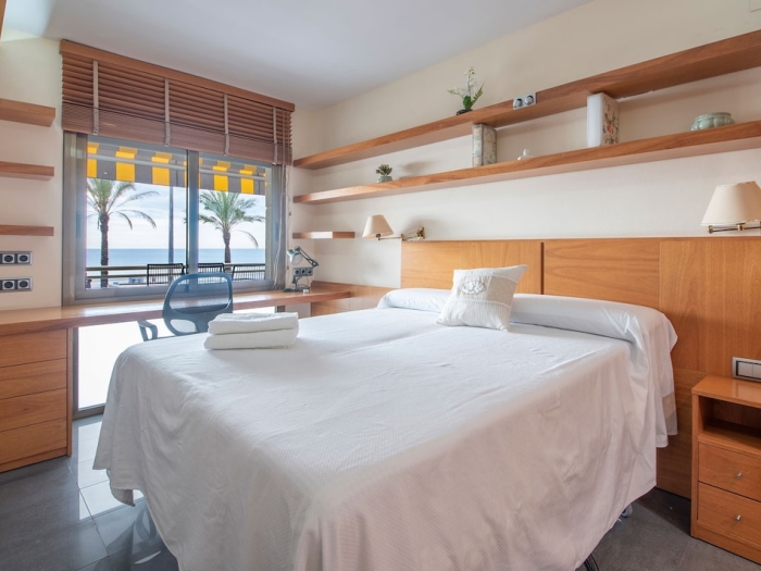 image R114 Apartament Beachfront Ca la Laura 2