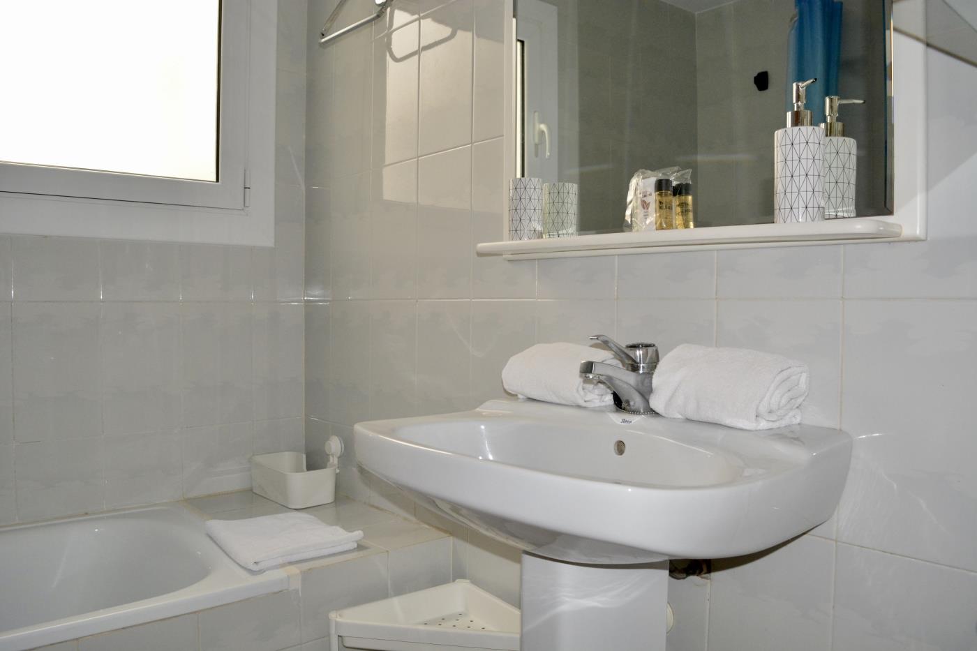 image R121 Apartamento Alorda Park 31