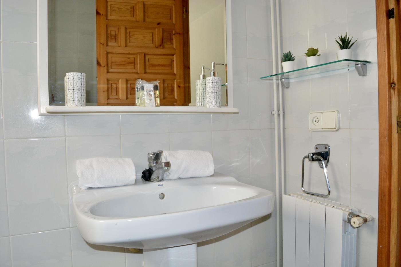 image R121 Apartamento Alorda Park 32