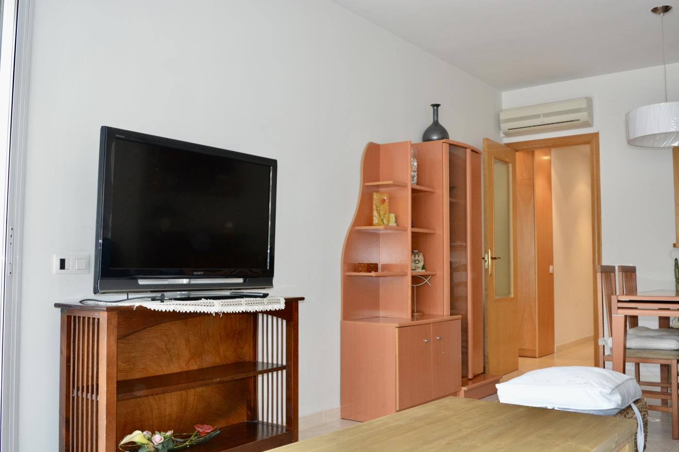 image R123 Apartamento con parking + piscina 12