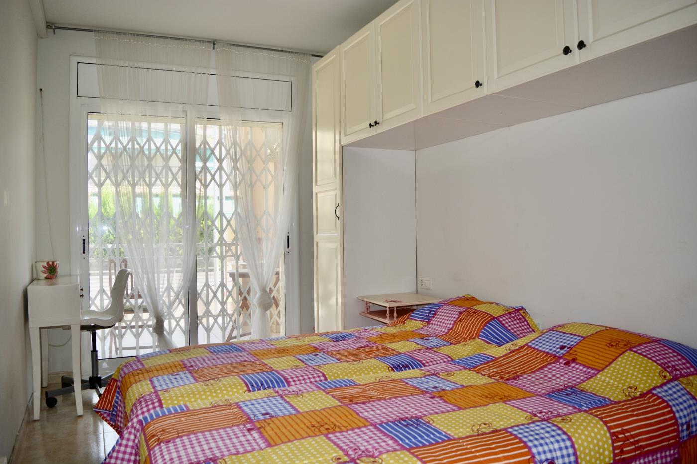 image R123 Apartamento con parking + piscina 21