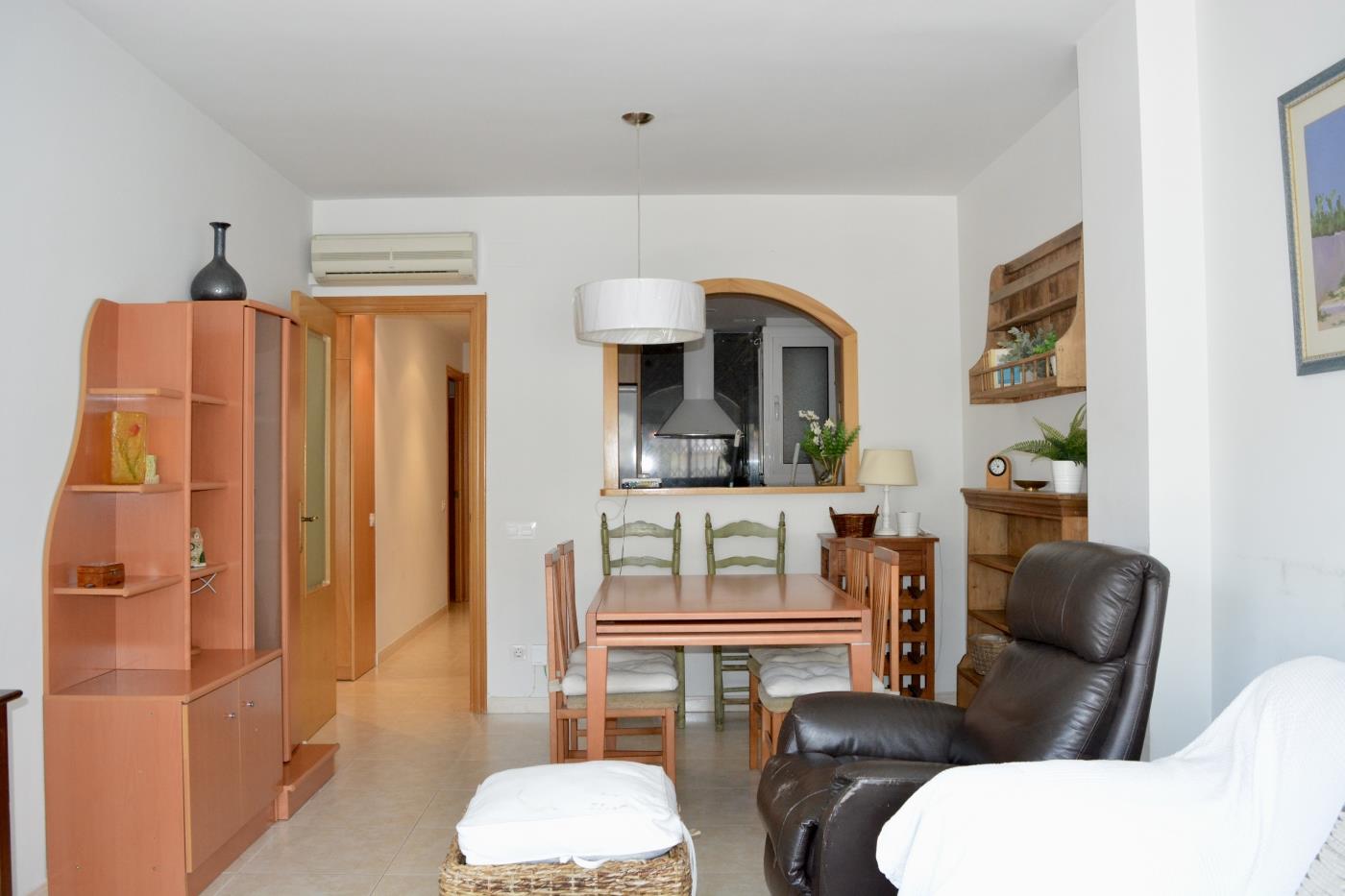 image R123 Apartamento con parking + piscina 5