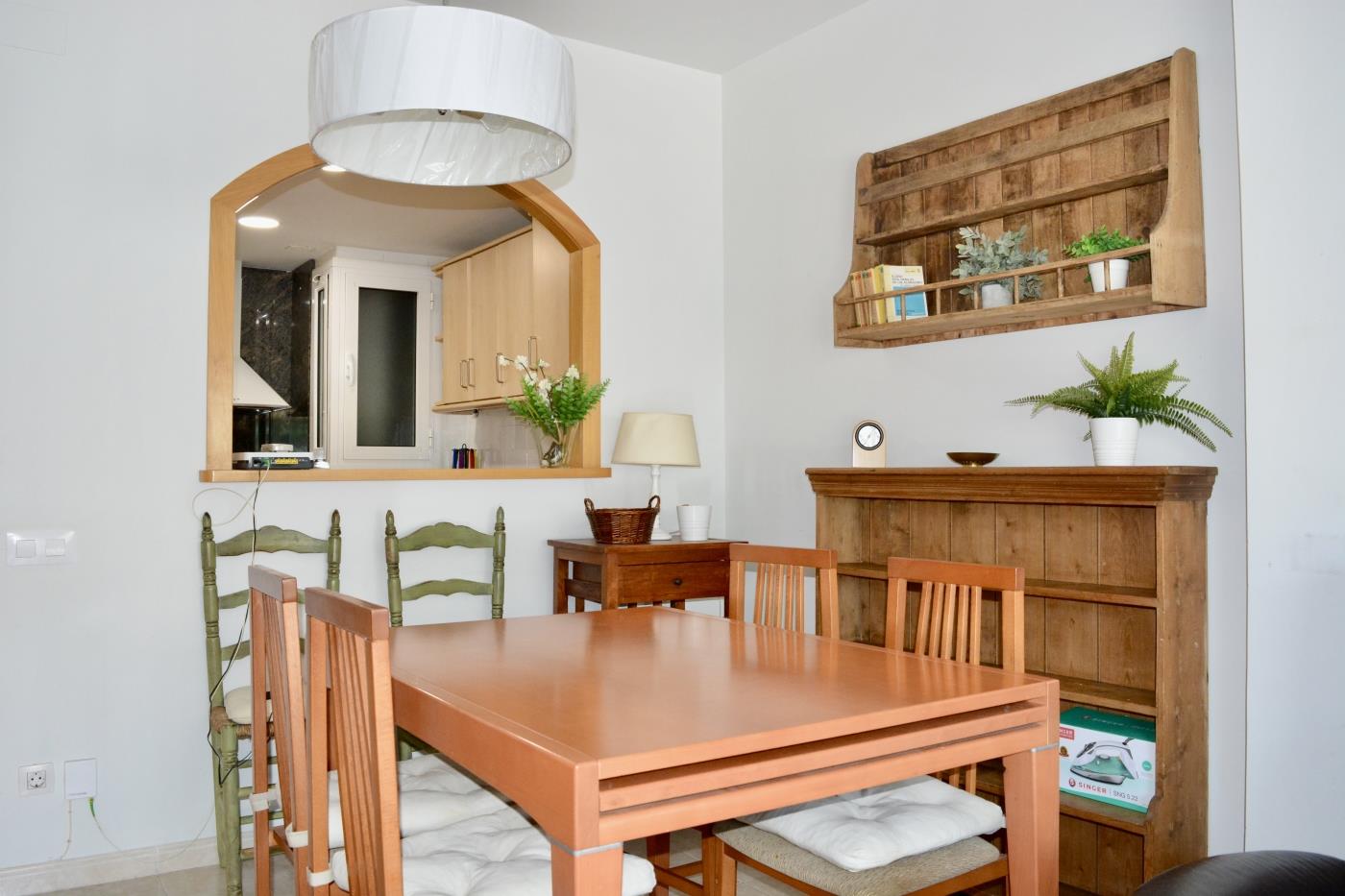 image R123 Apartamento con parking + piscina 8