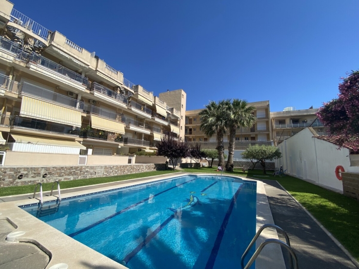 image R128 Apartamento con piscina + parking 1