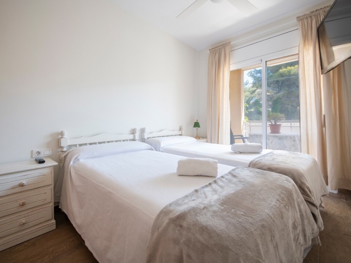 image R128 Apartamento con piscina + parking 20