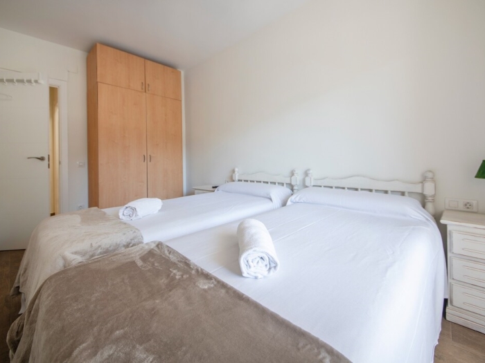 image R128 Apartamento con piscina + parking 21