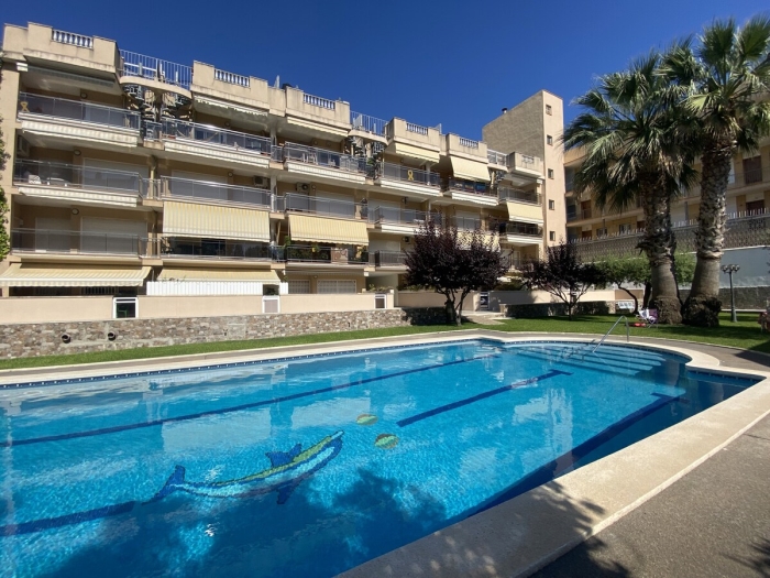 image R128 Apartamento con piscina + parking 2