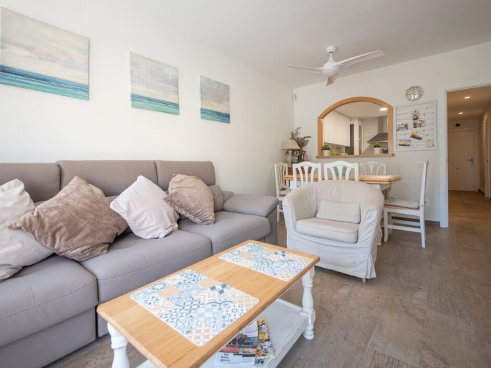 image R128 Apartamento con piscina + parking 6