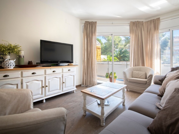 image R128 Apartamento con piscina + parking 9