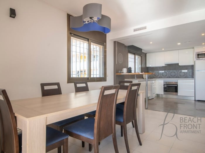image R139 Apartament beachfront Guillem 11