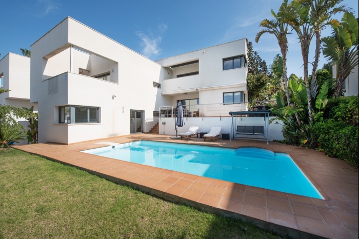 image R144 Villa Anna See View 12
