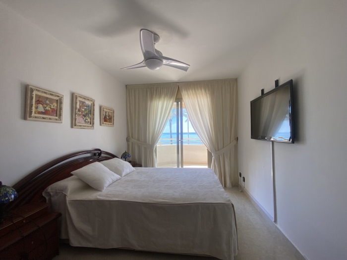 image R151 Beachfrontapartment Calafell 2