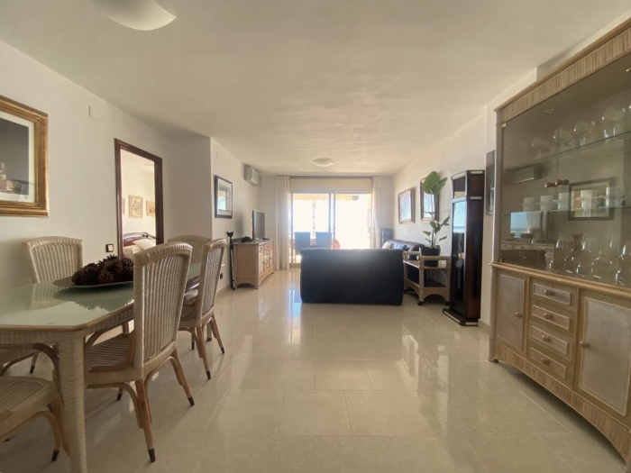 image R151 Beachfrontapartment Calafell 8