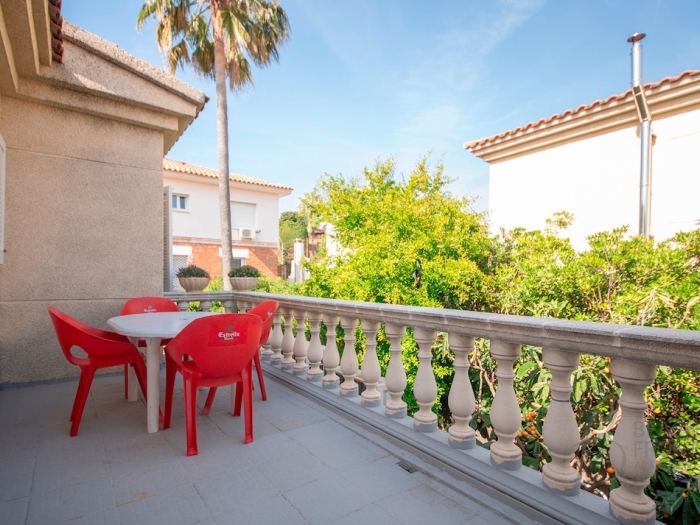 image R153 Villa con Piscina en Coma-ruga 22
