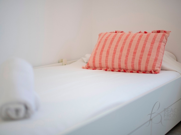 image R155 Beachfrontapartment 3 18