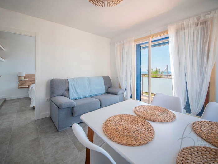 image R155 Beachfrontapartment 3 3
