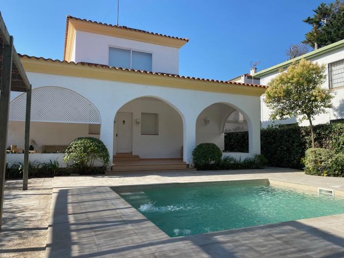 R5 Casa Colonial con piscina privada en Coma-ruga