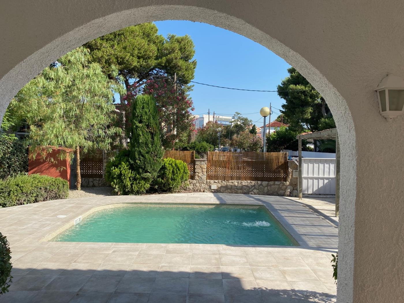 image R5 Casa Colonial con piscina privada en Coma-ruga 12