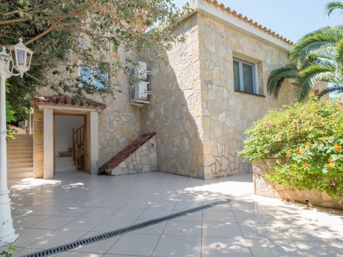 image TH01 Villa en Salou 4 dorm 4 baños, barbacoa 1