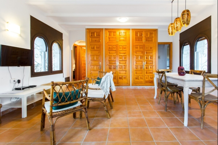 image TH06 Villa · Miami Platja · 6 dormitorios · 12 camas · 4 baños 34