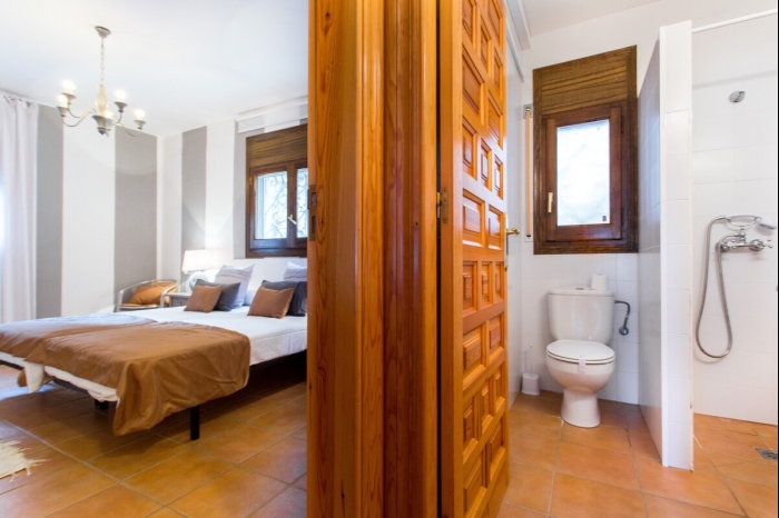 image TH06 Villa · Miami Platja · 6 dormitorios · 12 camas · 4 baños 37