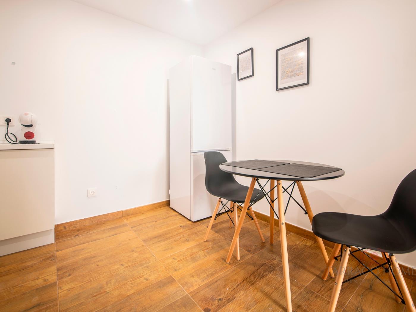 image TH08 Apartamento Moderno con Patio Privado 28