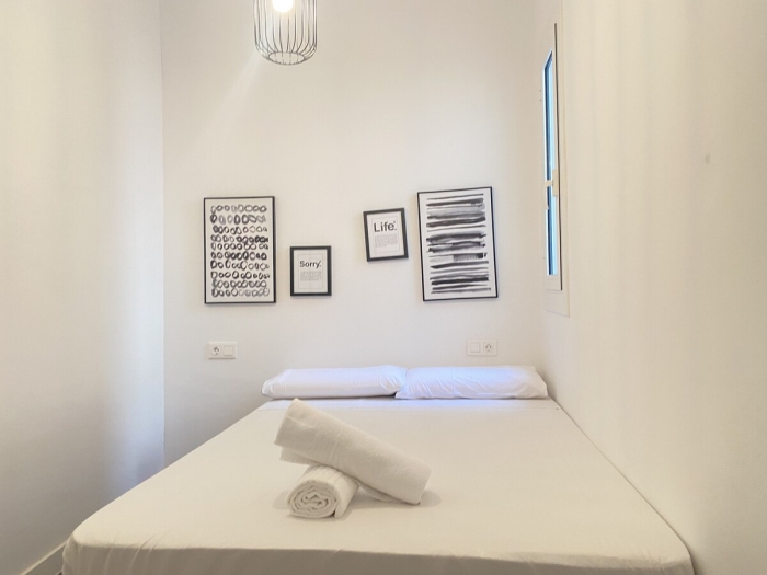 image TH10 Apartamento · Tarragona · 3 dormitorios · 3 camas · 1 baño 12