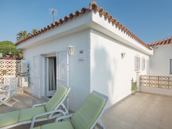 image Villa · Cambrils · 4 dormitorios · 6 camas · 3,5 baños 6