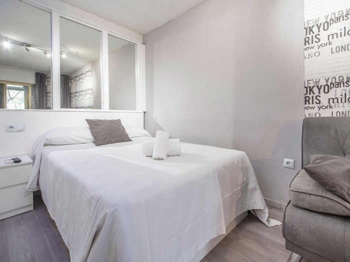 image TH114 Studio en la Rambla Nova 13
