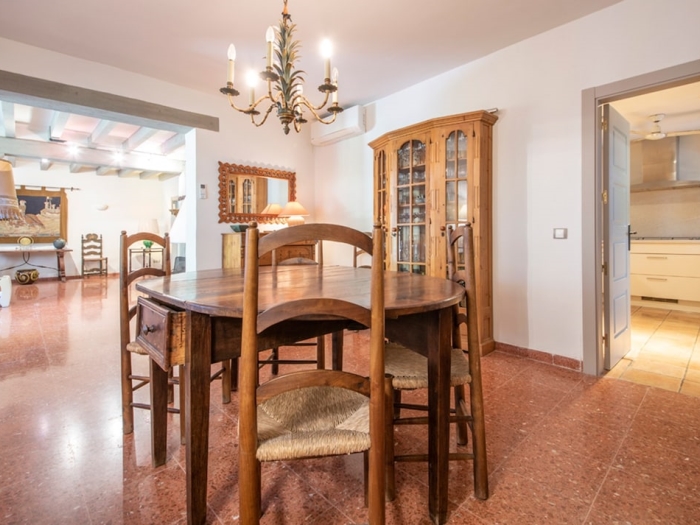 image th129 Villa in Cambrils · 5 bedrooms · 9 beds · 3 baths 4