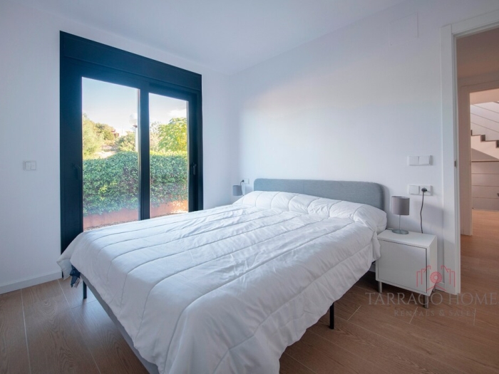 image TH130 Villa · El Catllar · 5 dormitorios · 6 camas · 4 baños 8