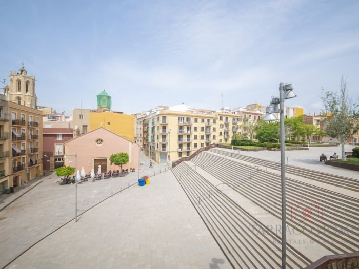 image TH134 Apartament -3 bedrooms-2 bathrooms-AC 1