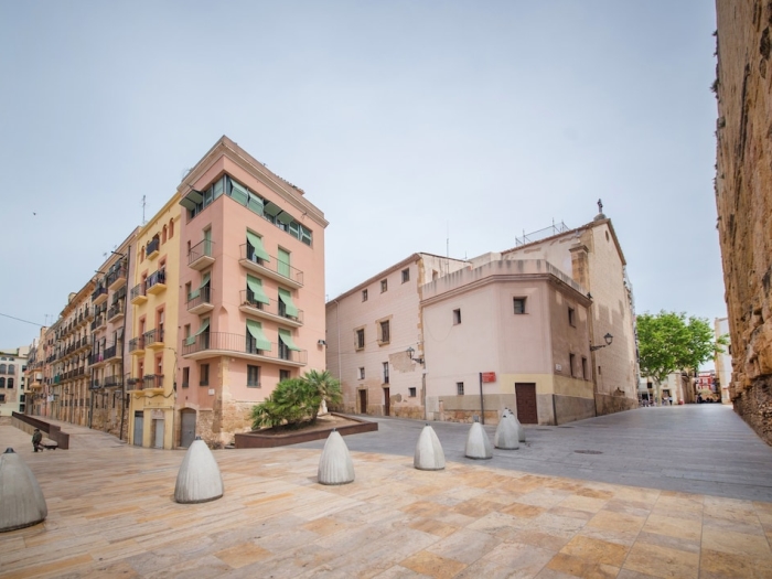 image TH134 Apartament -3 bedrooms-2 bathrooms-AC 30