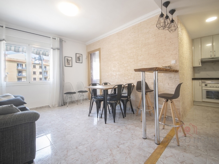 image TH134 Apartament -3 bedrooms-2 bathrooms-AC 3