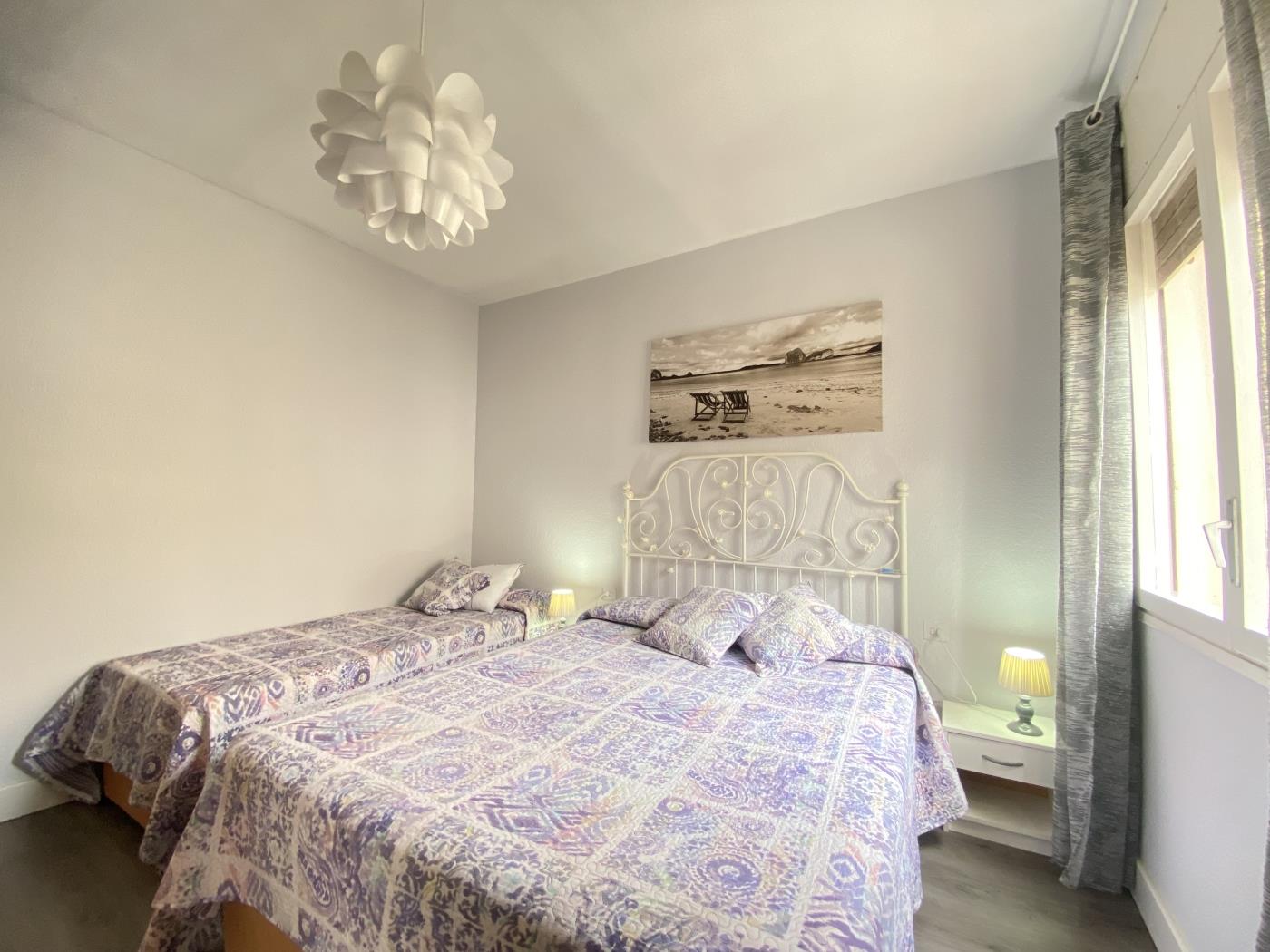 image th14 Spacious Apartment on La Mora Beach 18