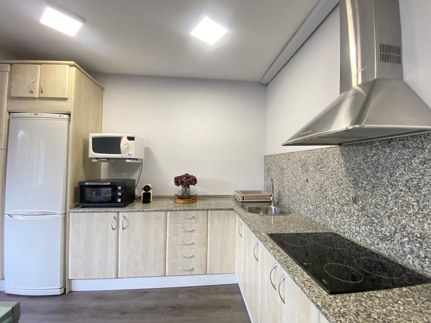 image th14 Spacious Apartment on La Mora Beach 5